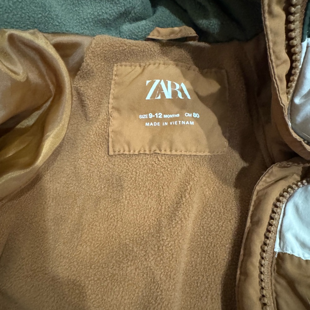 Zara water repellent puffer jacked size 9-12 months G23 - Picture 4 of 4